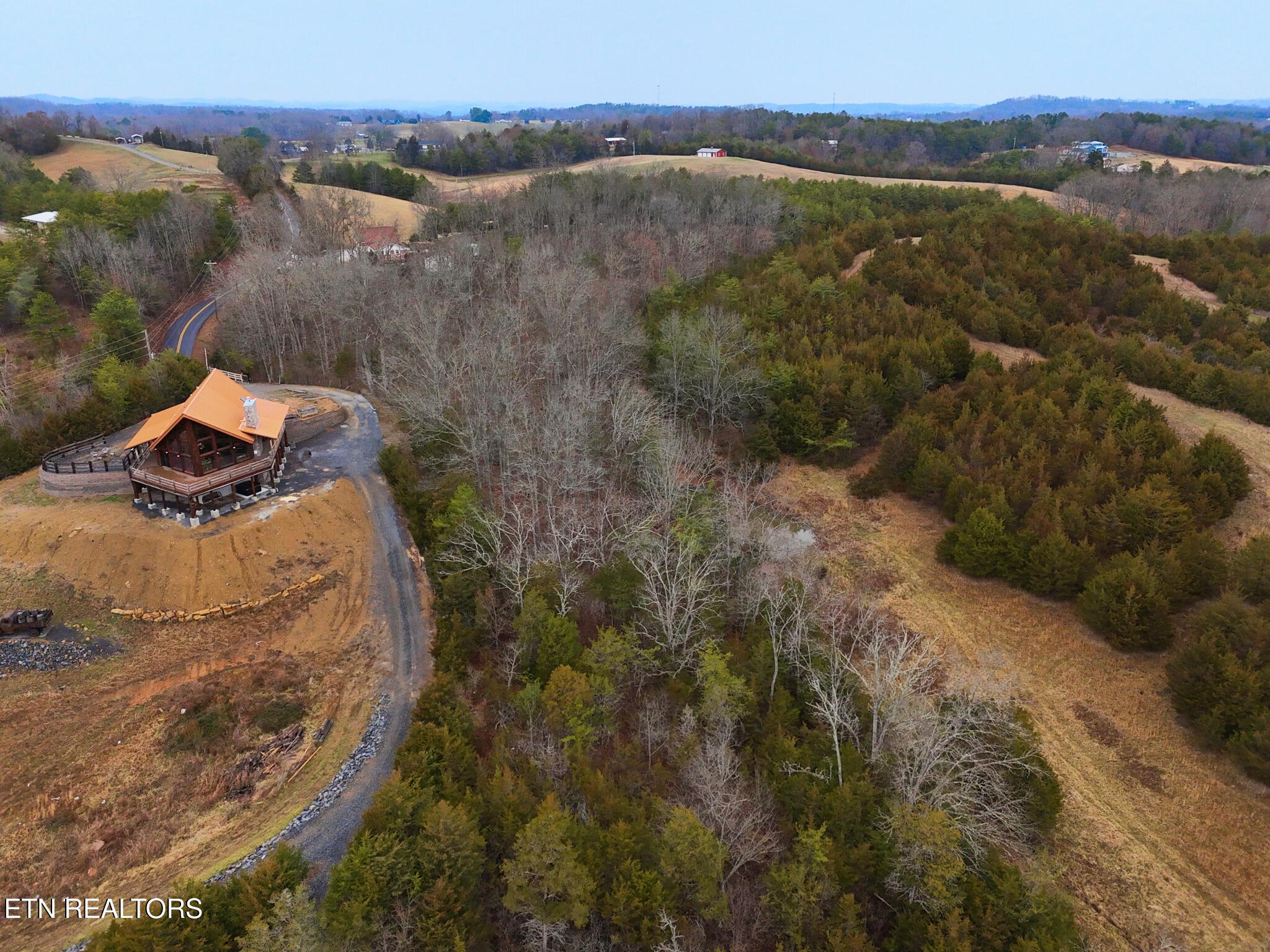 Image 4: 1410 Swannsylvania Rd Dandridge, TN 4