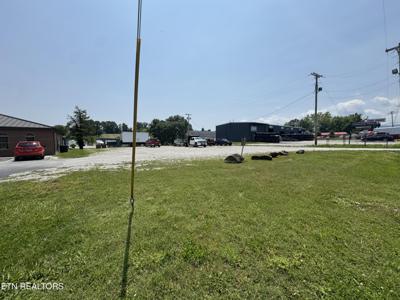 2527 Jacksboro Pike