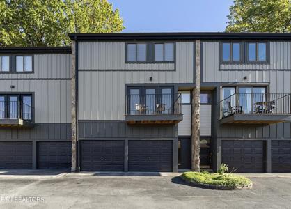 1914 Cherokee Bluff Drive