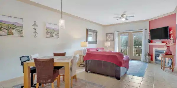 Image 3: 2