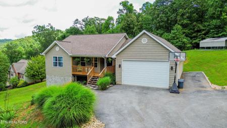 667 Pine Hollow Rd