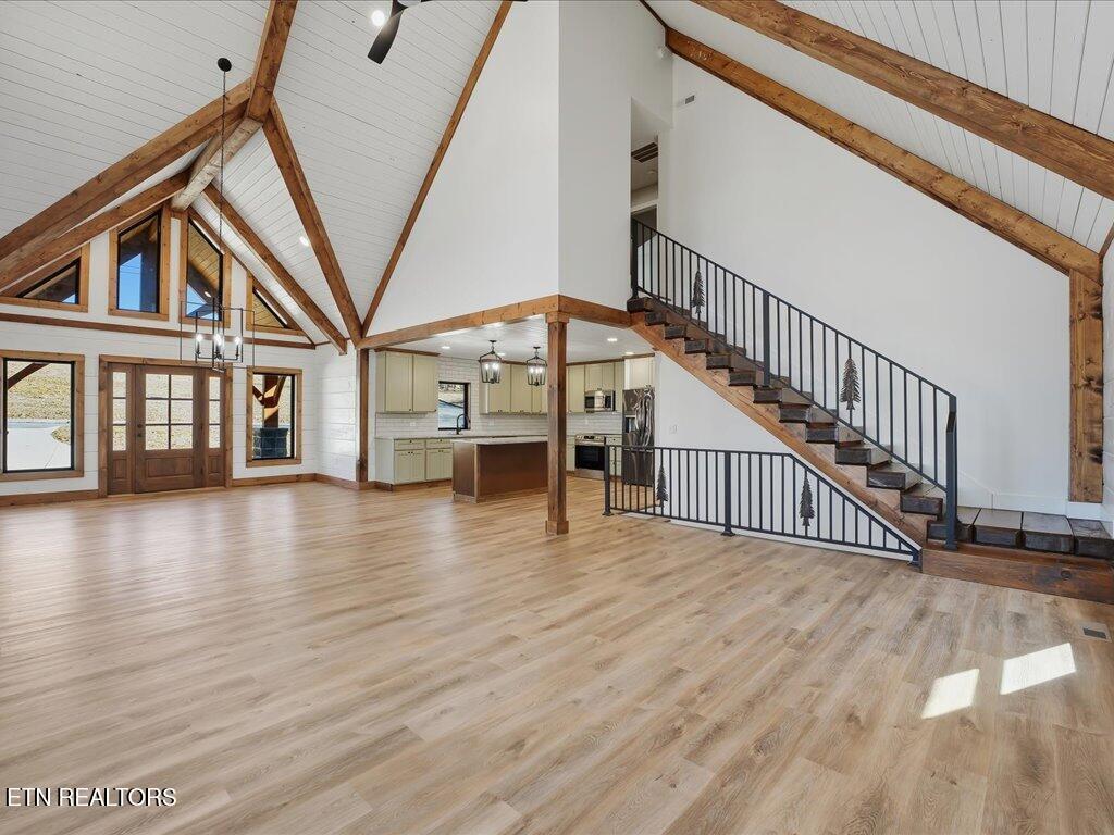 Image 3: 248 Cherokee Cv - 3