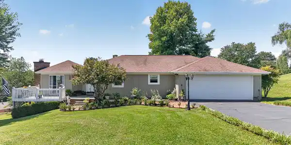 1031 Montcrest Drive