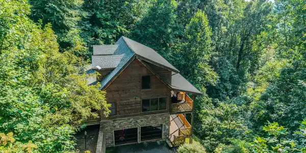 Image 2: 10-web-or-mls-4809-settlers-view-ln
