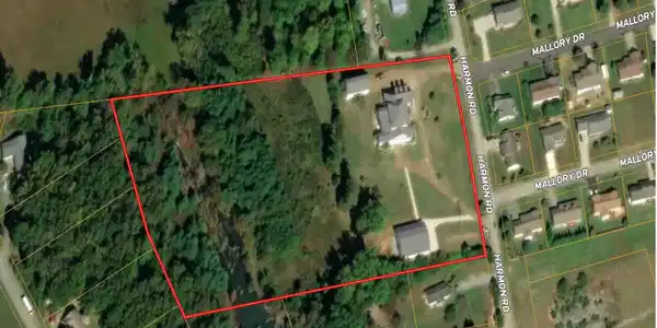 323 Harmon Rd