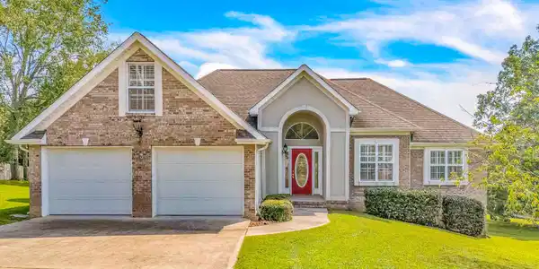 192 NE Clearview Circle