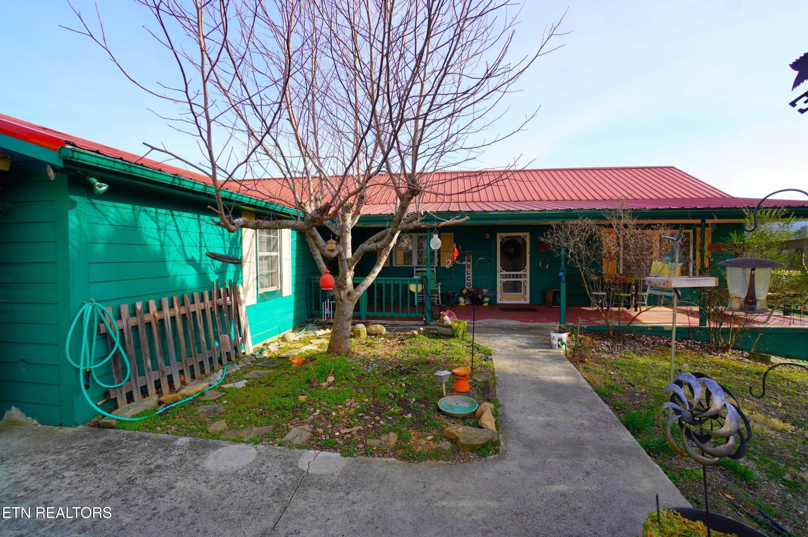 Image 2: farm rd - grube (50)