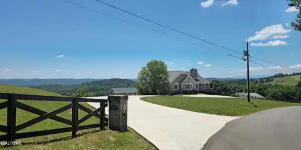 Image 3: 5