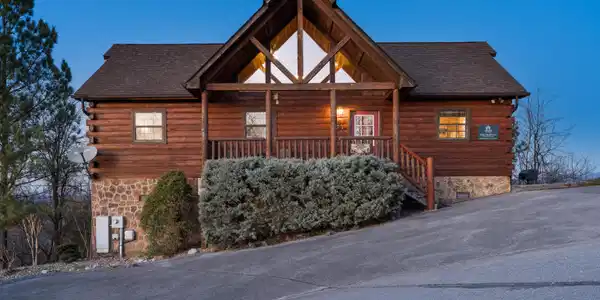 1539 Bears Den Way
