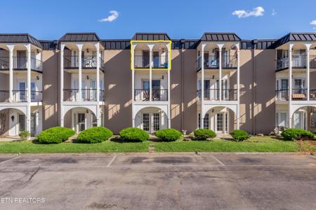 5709 Lyons View Pike