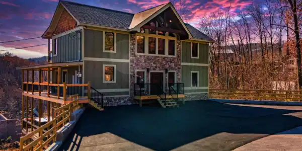 918 Elm Rd