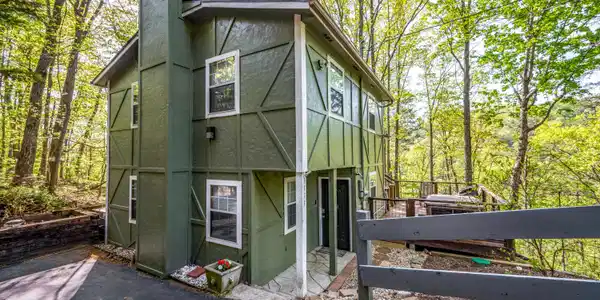 3133 Hatcher Top Rd