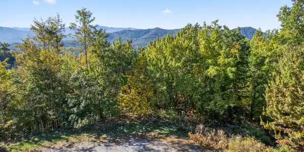 LT 111E Settlers View Lane