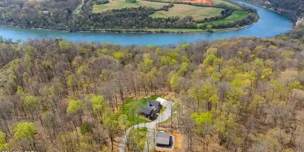 Image 3: DJI_0032