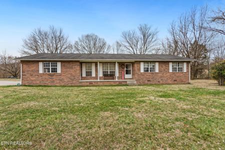 126 Woods Chapel Rd