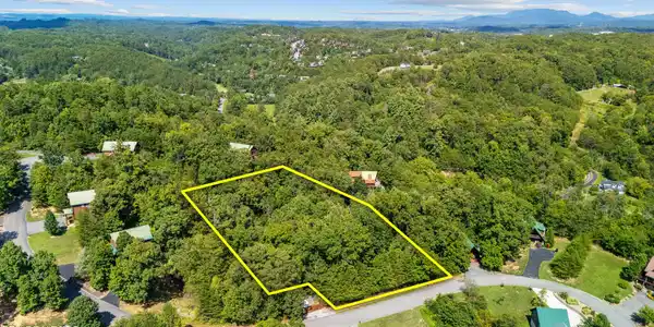 Lot 17R Zachary Thomas Lane