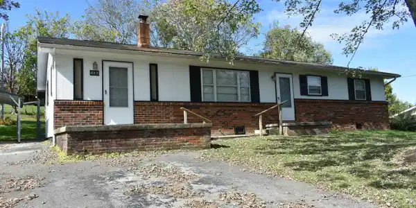 106 Walnut St