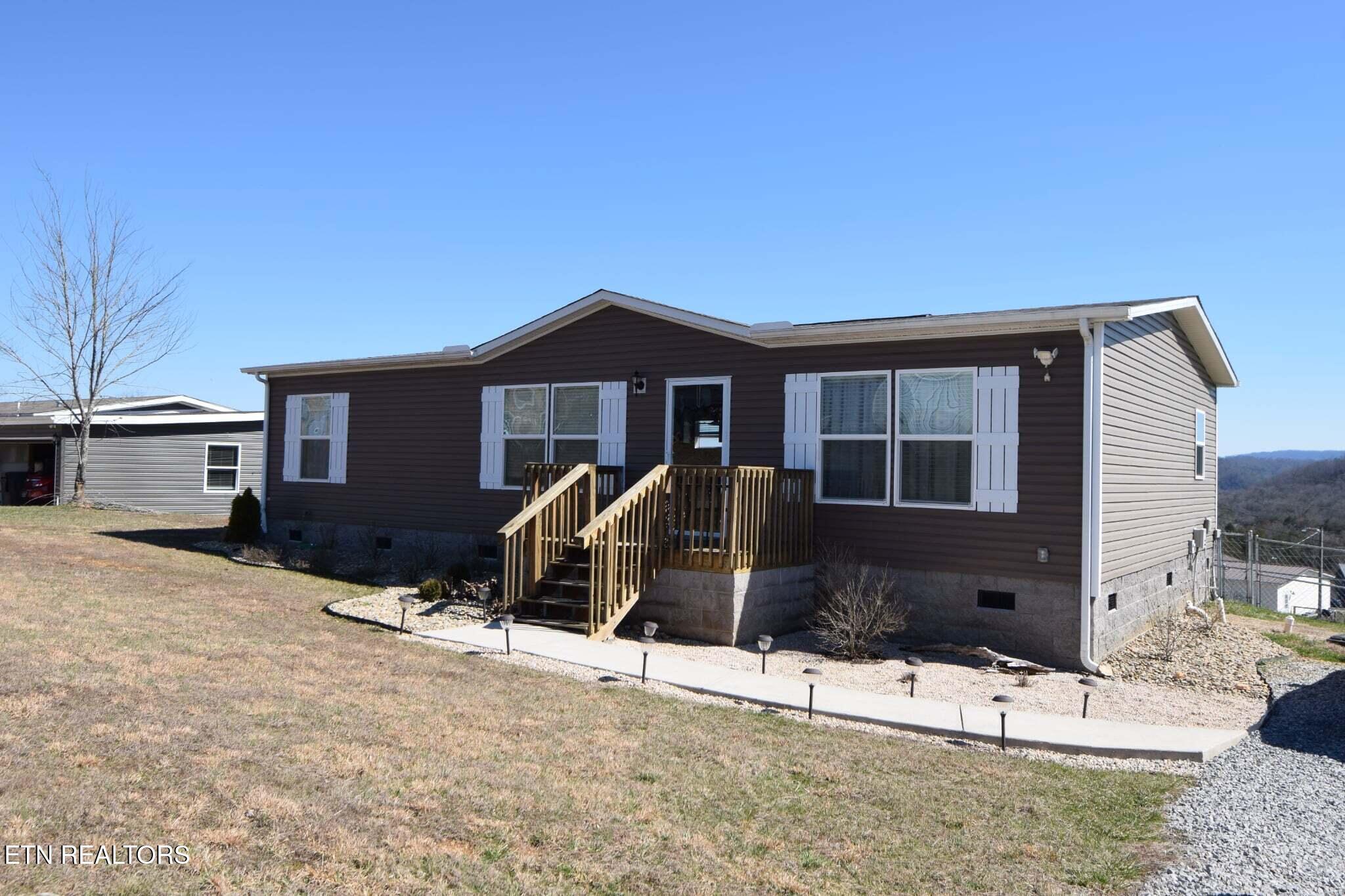 Image 2: 7498b0da-a99f-40cf-9a9f-8e7b02a38852