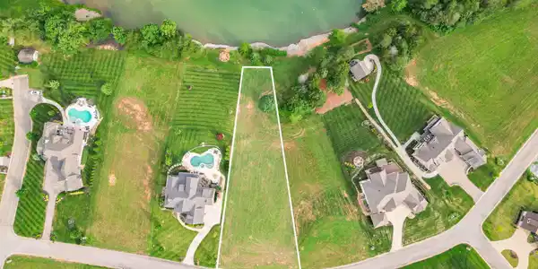 Image 4: 4-web-or-mls-008--FULL