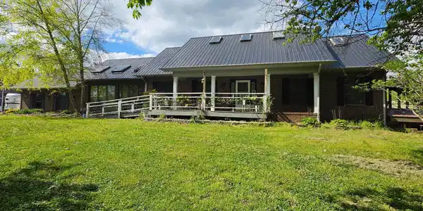 391 Underwood Grove Rd