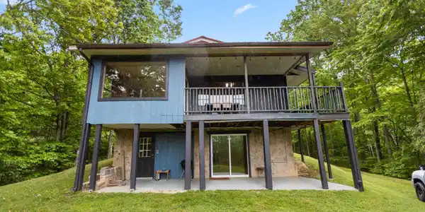 3724 Warden Branch Lane
