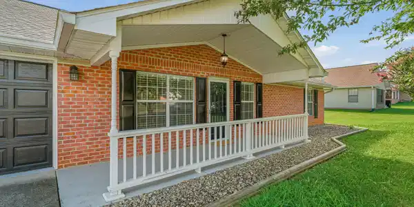 Image 4: 10-web-or-mls-741 Meadow Ridge Drive-31
