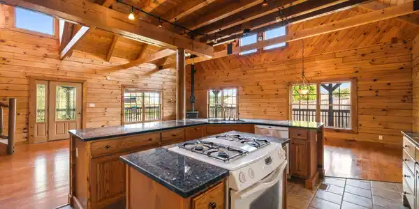 Image 2: 14-web-or-mls-135-Marble-Bluff-Dr-Kingst