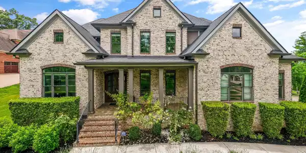 501 Lone Willow Drive