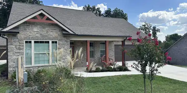 1617 Mountain Drive