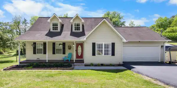 355 Eagle Bluff Rd