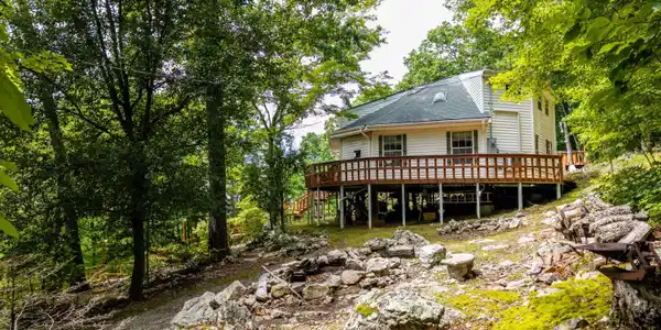 4839 Butterfly Gap Rd