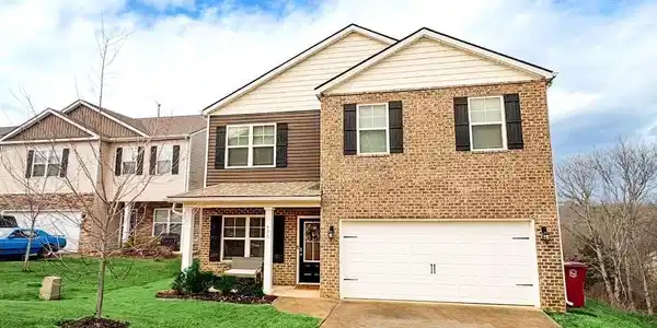490 Brinkleys Way