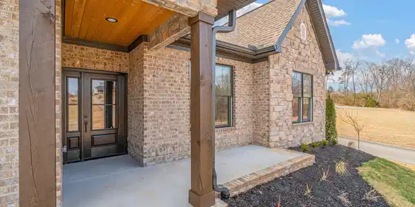 Image 3: 3-web-or-mls-206 Goldcrest Drive-4