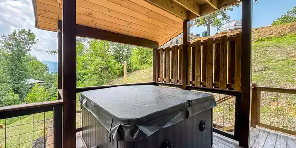 Image 4: deck 5