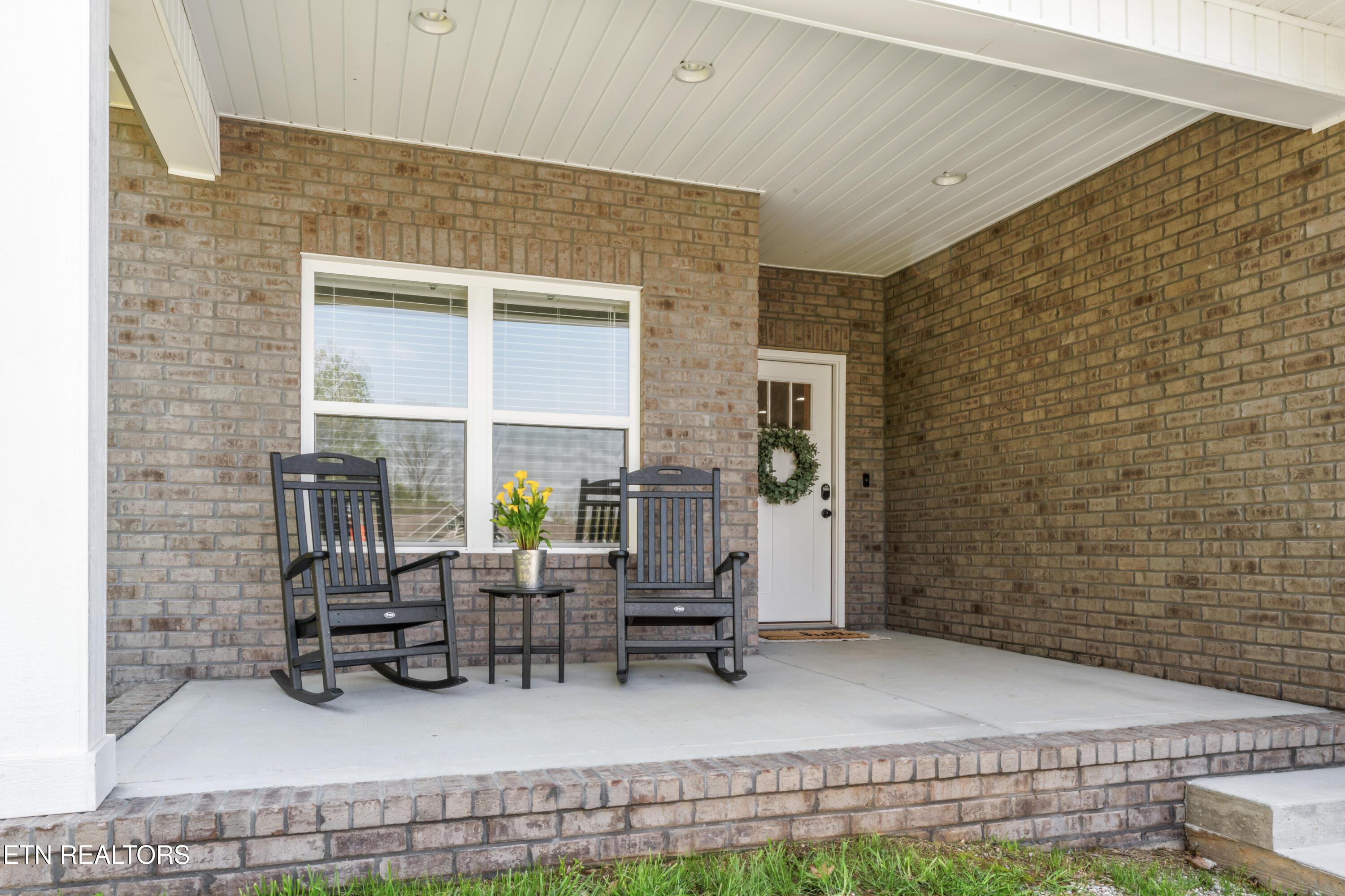 Image 4: front porch