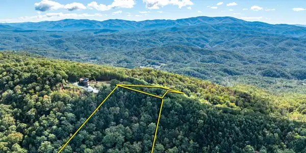 Image 3: DJI_0463-Edit
