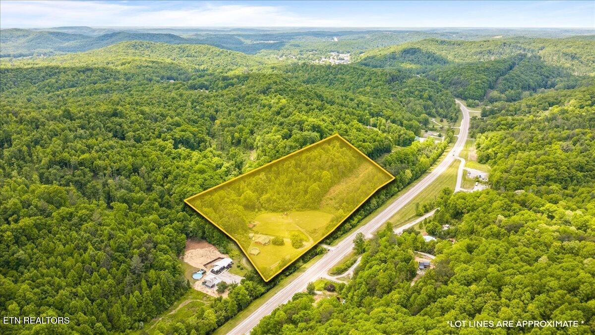 Image 3: 03-4662 Baker Hwy