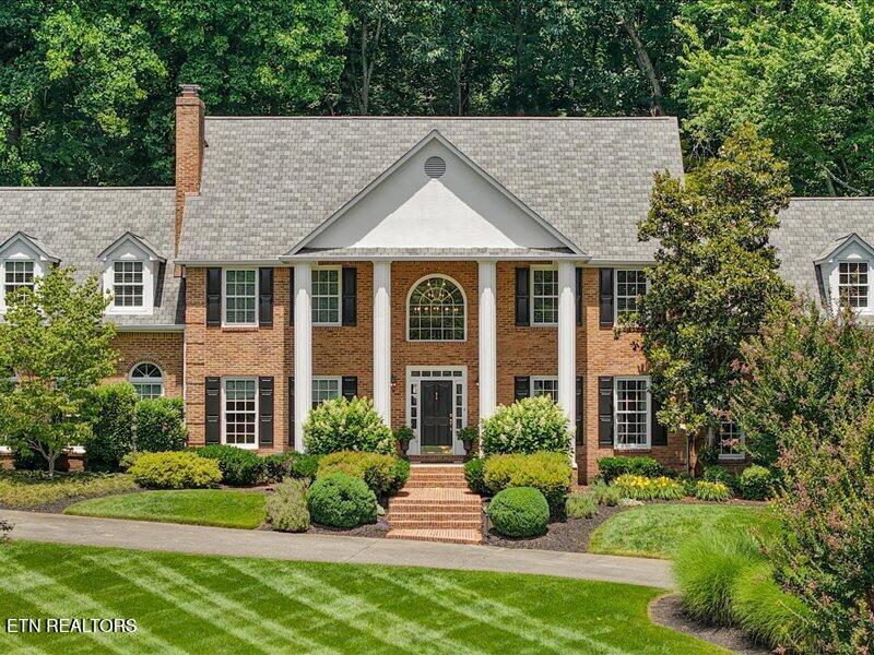 Image 2: 03-600 Commodore Ln53