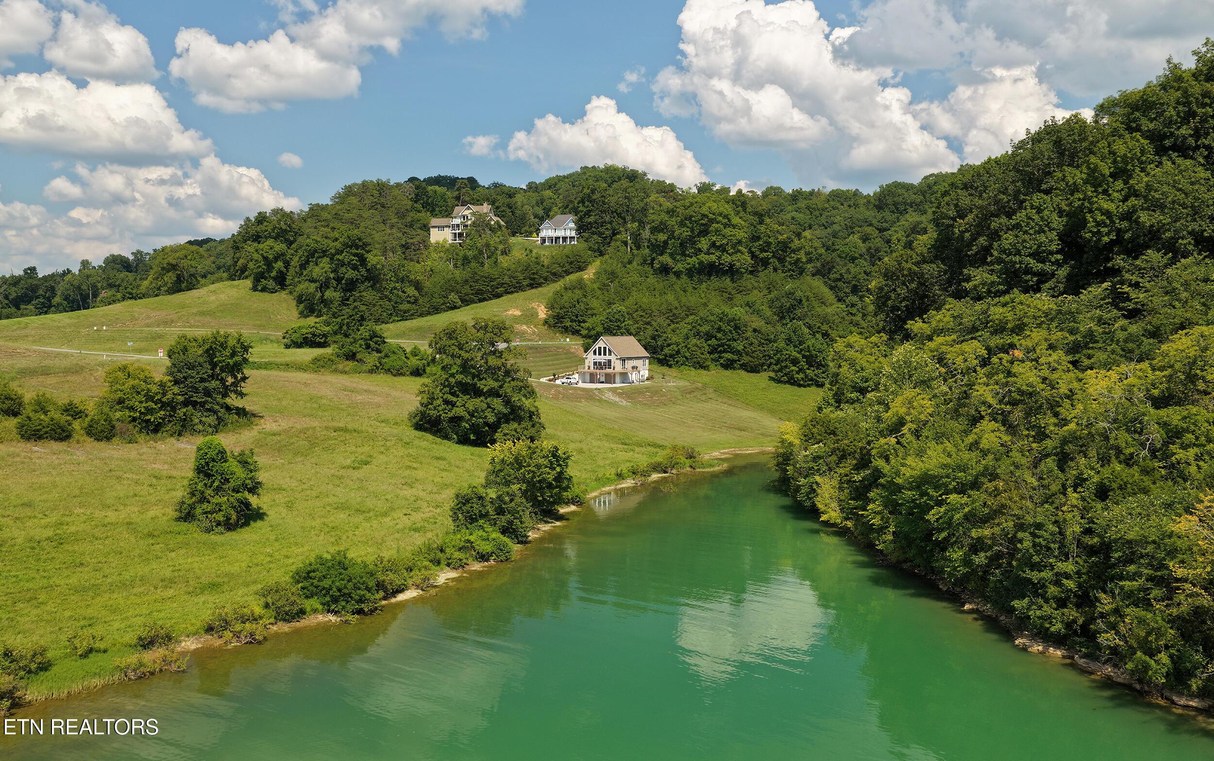 Image 4: 109 Reginas Pt, Sunset Bay, Norris Lake