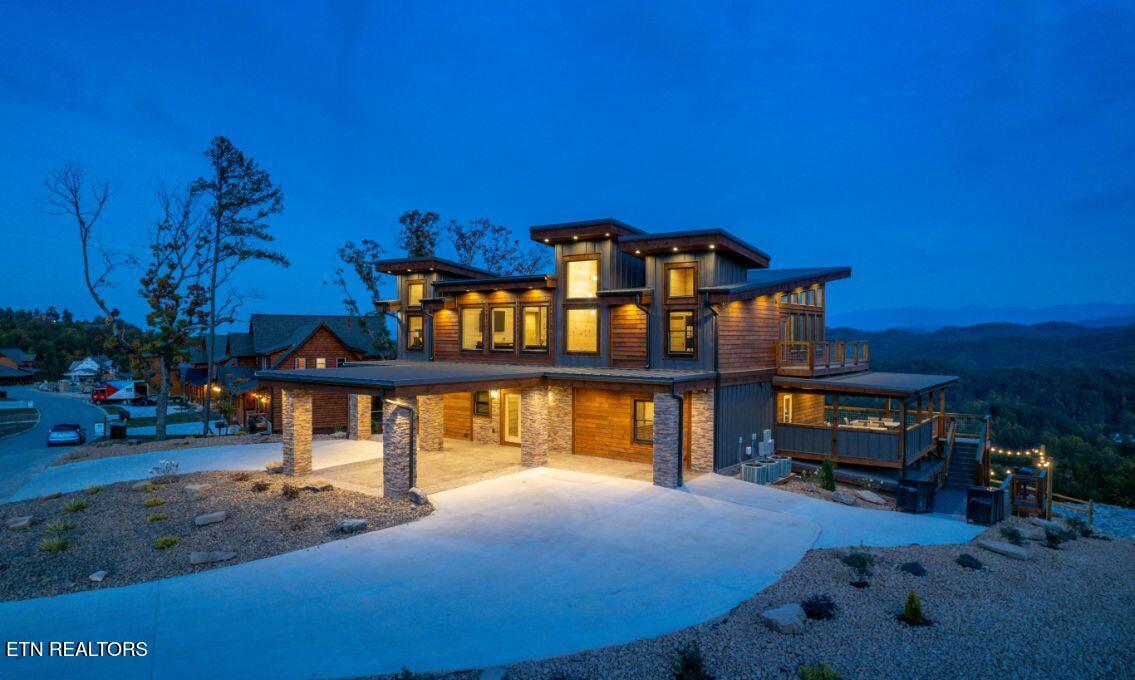 Image 2: 11706138-F9BB-4B48-B113-D36BC0BC776E