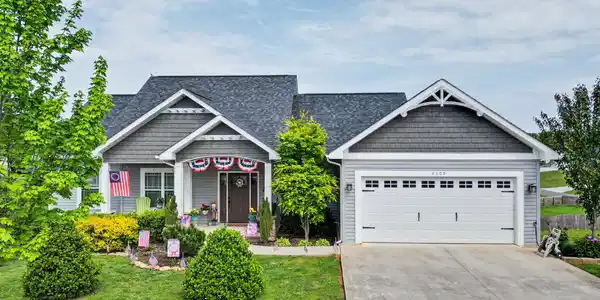 2605 Vista Meadows Lane