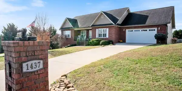 1437 Korey Blvd
