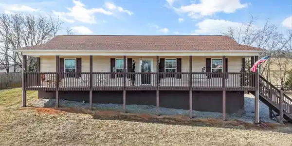 1911 Smokey Meadows Drive