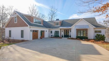 1349 Hickory Pointe Lane