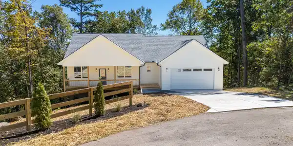 945 Smoky Mountain View Court