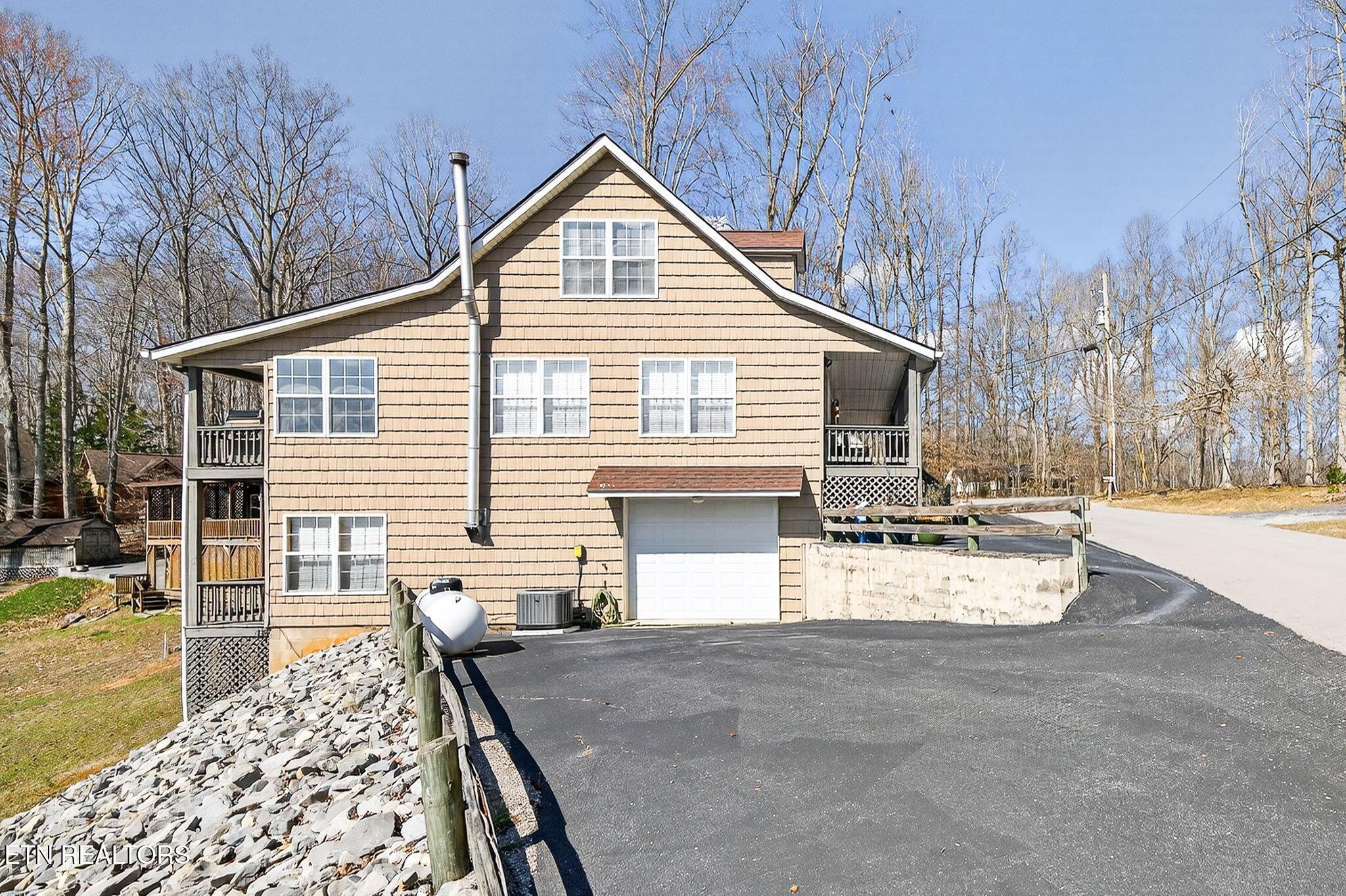 Image 4: 4-web-or-mls-1020 Eastridge Dr_022_TNPC