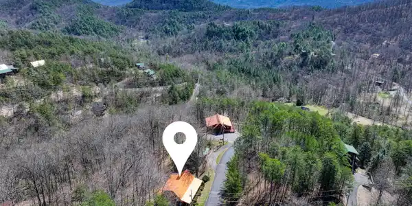 Image 4: DJI_20260324123955_0466_D_140