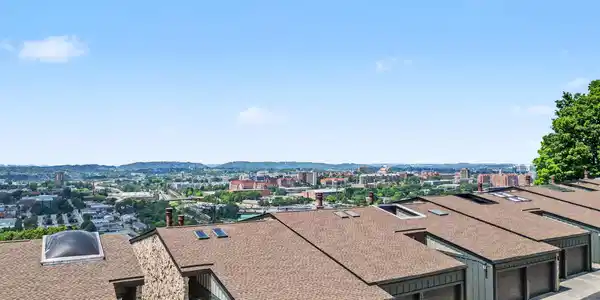 Image 3: 28_dji_0190