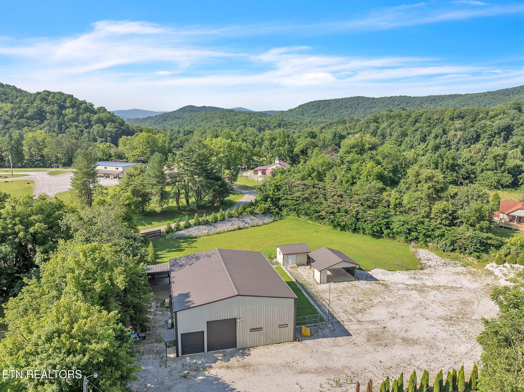 Image 1: 66-web-or-mls-Winona ext--2