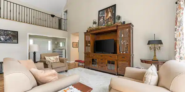 3343 Bentwood Drive